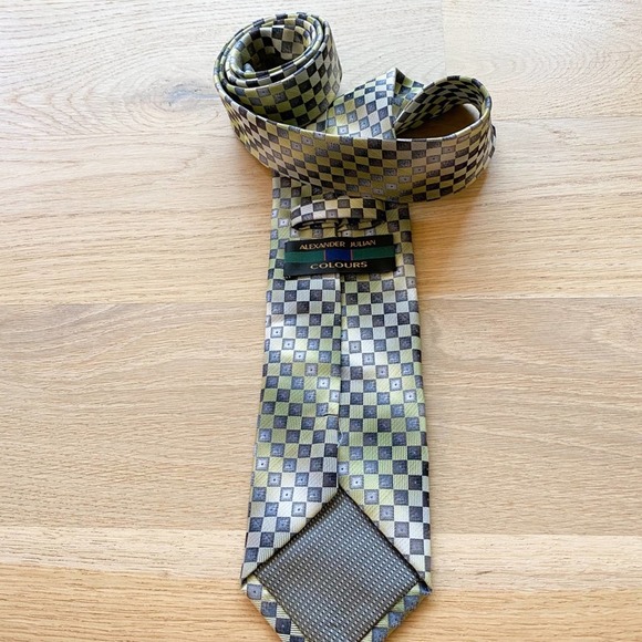 ALEXANDER JULIAN COLOURS Men's Silver/Green/Black Check Handmade Necktie sz OS - Picture 3 of 10